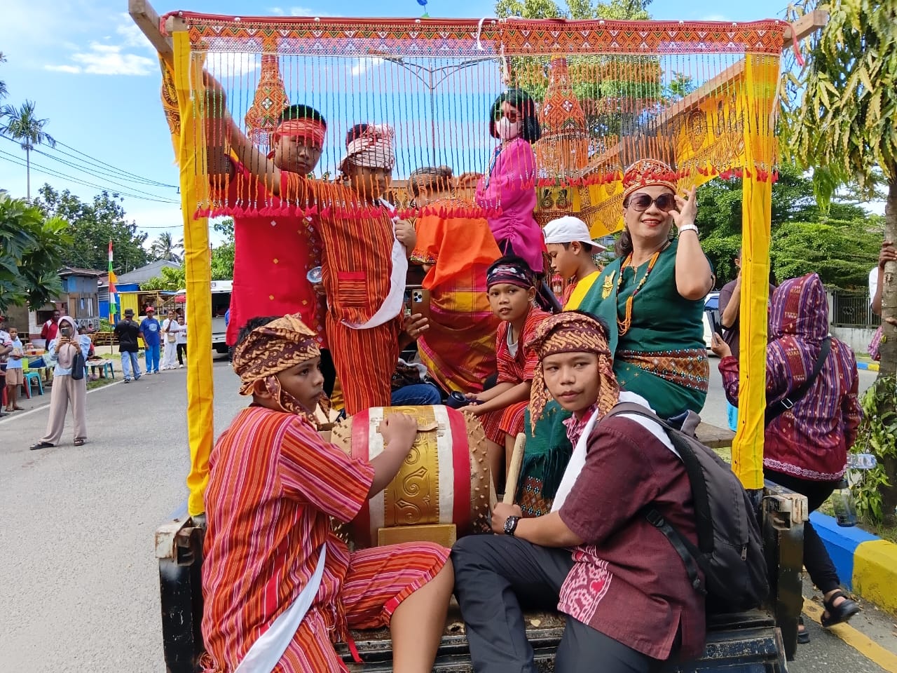 Kontingen Sulsel Curi Perhatian di Karnaval Budaya Pesparawi Nasional