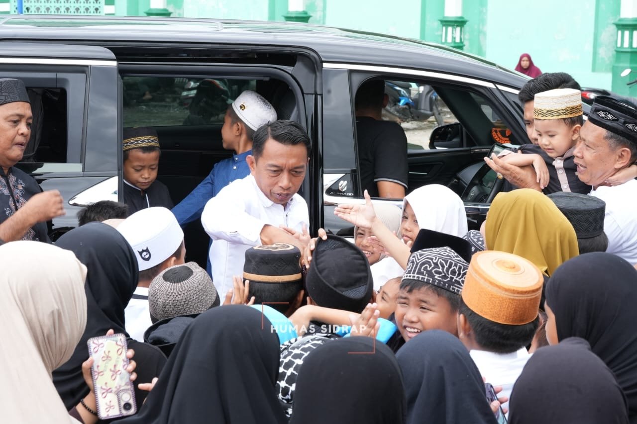 Ribuan Anak Ikut Pawai Muharam, Syaharuddin Tegaskan Komitmen Bangun Generasi Unggul