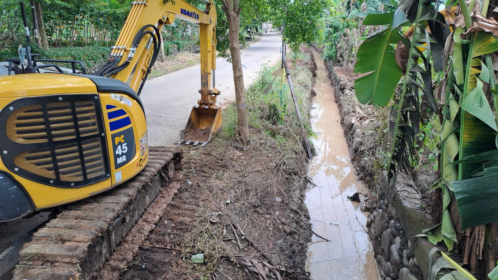 Atasi Banjir Tahunan, Appi Perintahkan Normalisasi Saluran di Manggala