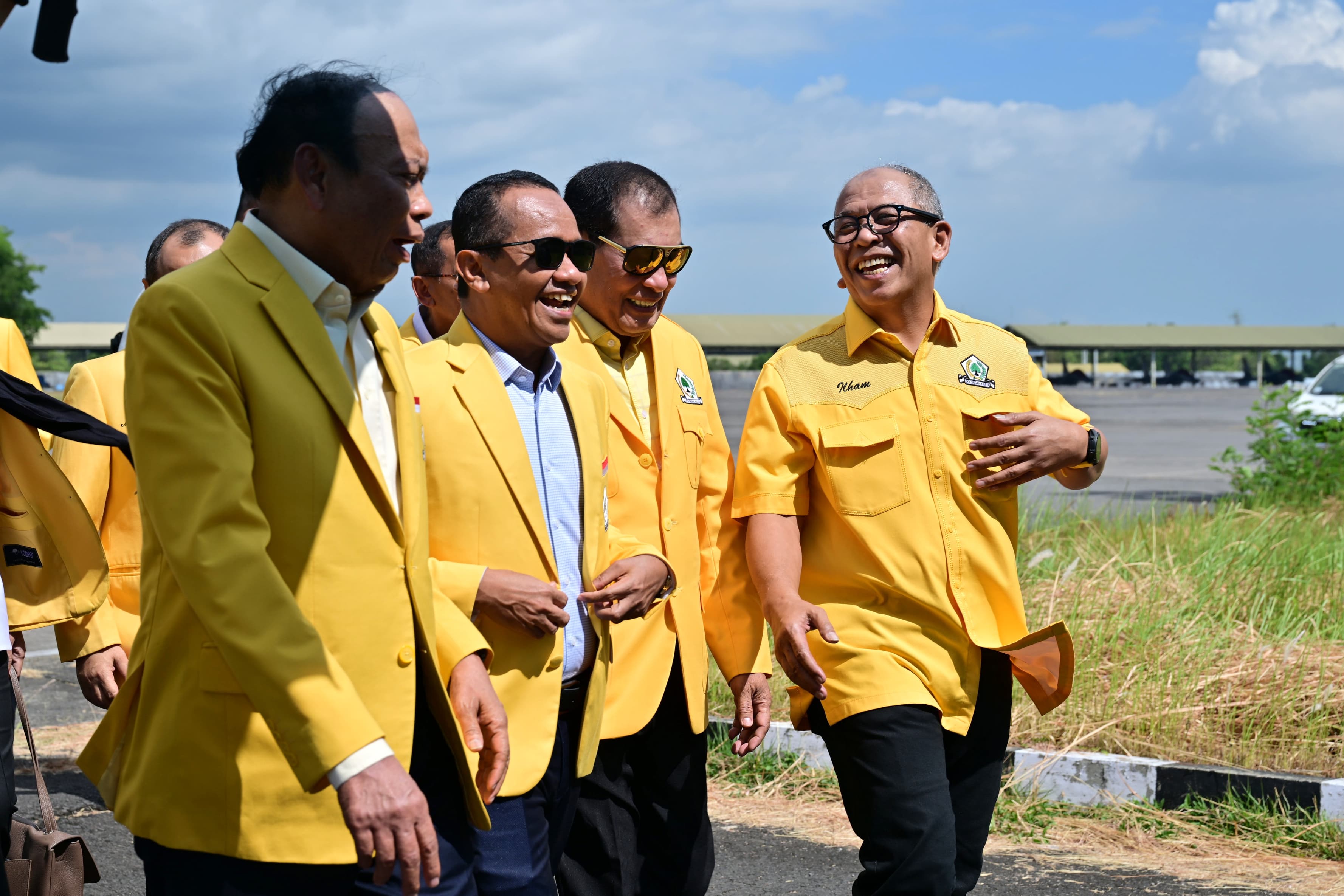 Bahlil Minta Golkar Sulsel Kembali Jadi Barometer Politik Indonesia Timur