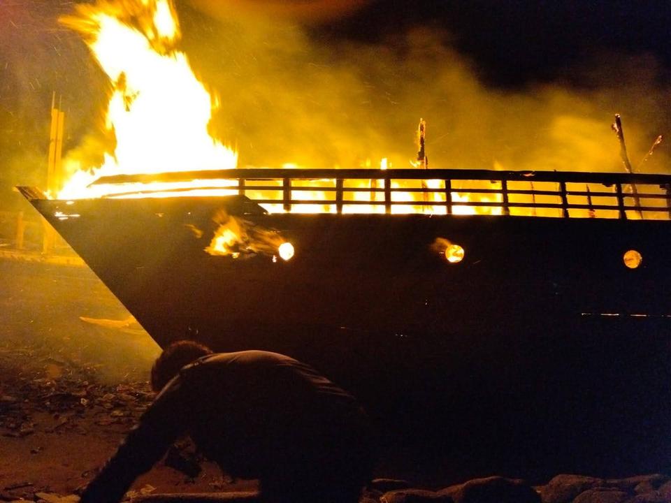 Dua Kapal di Jeneponto Terbakar, Kerugian Capai Rp3,08 Miliar
