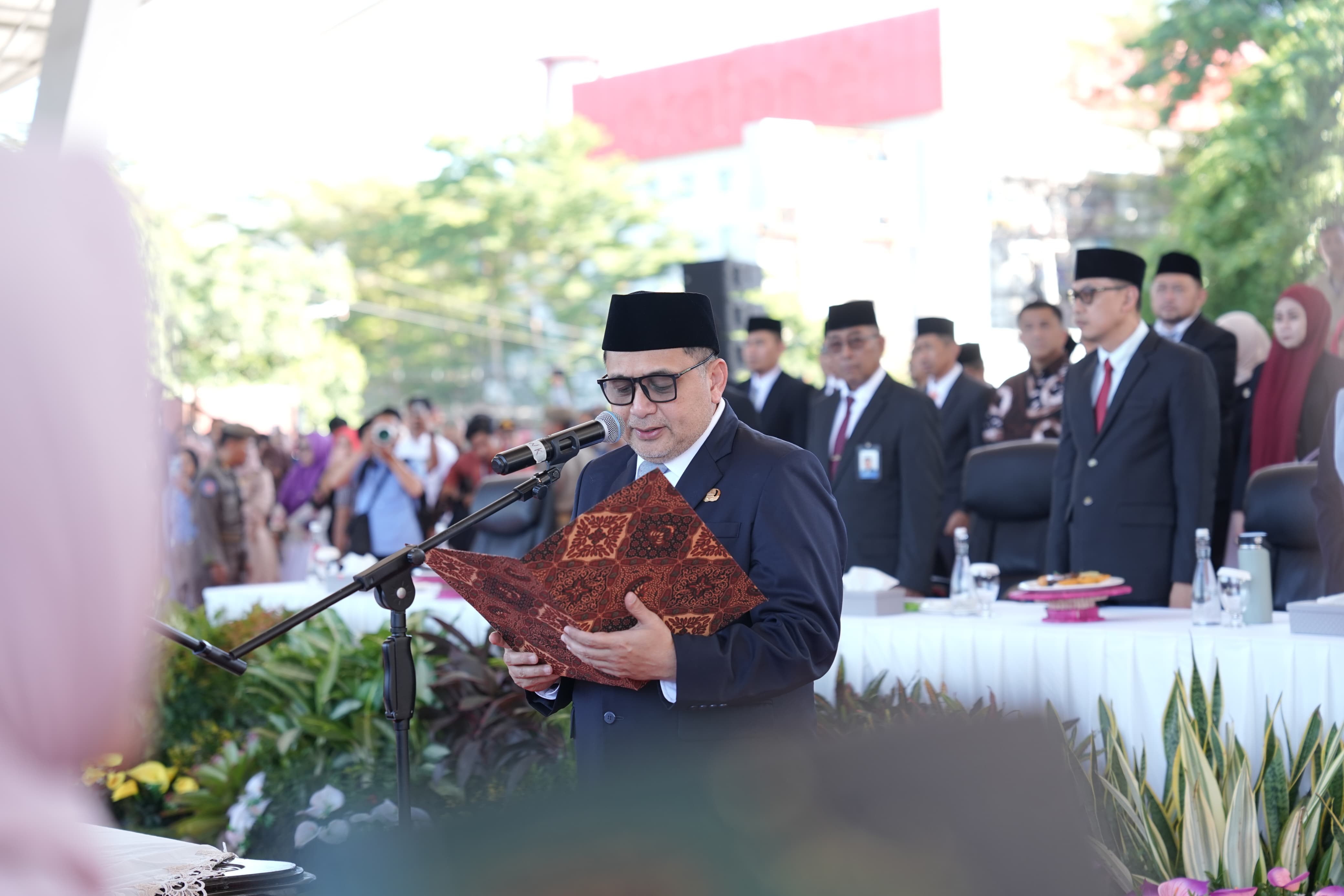 Lantik Ratusan Kepala Sekolah, Appi Tekankan Integritas dan Pembenahan Data Guru
