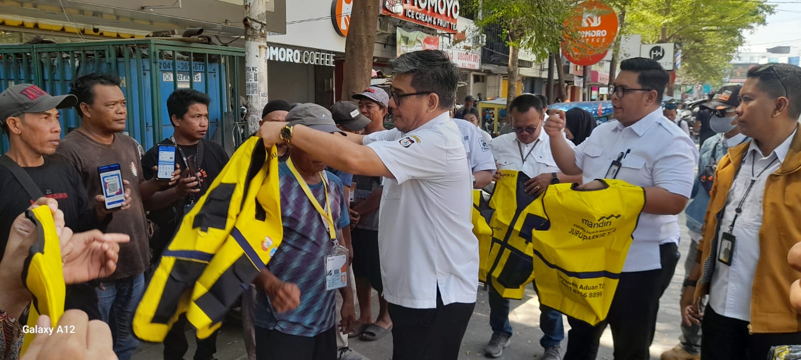 Perumda Parkir Makassar Percepat Digitalisasi Pembayaran Parkir di Kawasan Boulevard